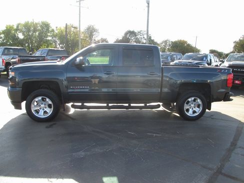 Used 2018 Chevrolet Silverado 1500 LT w/ All Star Edition image 9
