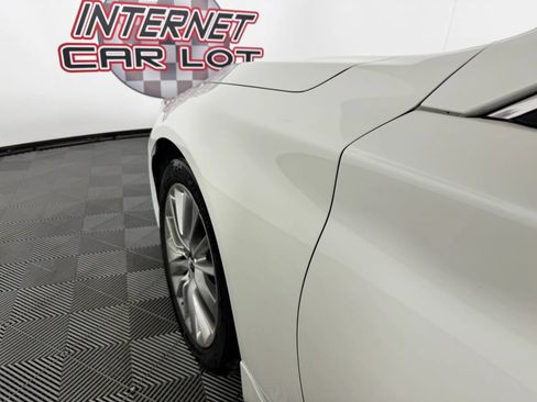 Used 2023 INFINITI Q50 Luxe w/ Cargo Package AWD/4WD image 25