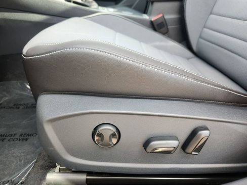 New 2026 Volkswagen Jetta SE FWD image 14