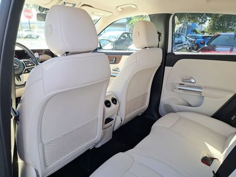 Used 2023 Mercedes-Benz GLA 250 GLA 250 w/ Premium Package image 10