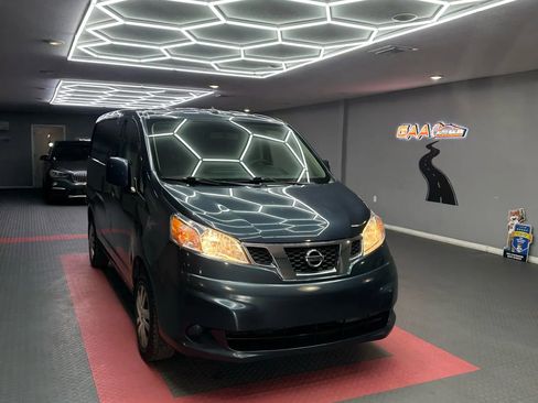 Used 2016 Nissan NV200 SV w/ Technology Package image 1