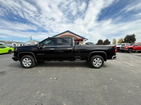 Used 2020 Chevrolet Silverado 2500 LTZ w/ LTZ Convenience Package AWD/4WD image 2