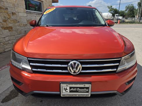 Used 2019 Volkswagen Tiguan SE FWD image 14