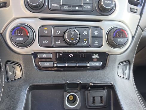 Used 2019 GMC Yukon SLT AWD/4WD image 35