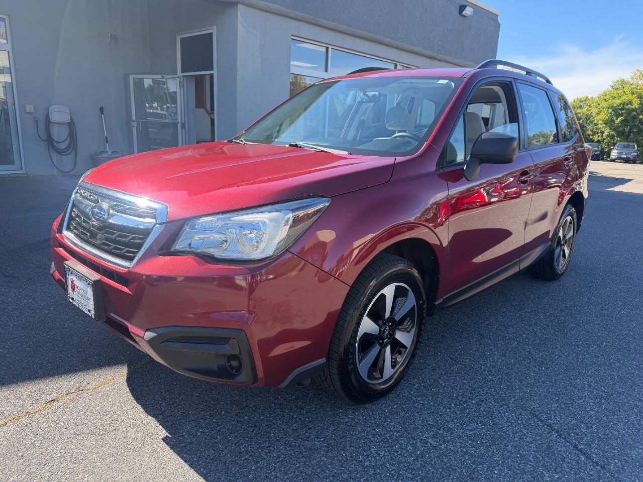 Used 2018 Subaru Forester 2.5i w/ Alloy Wheel Package AWD/4WD image 3