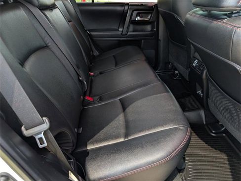 Used 2021 Toyota 4Runner Venture image 33