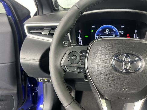 Used 2024 Toyota Corolla Cross AWD Hybrid w/ Convenience Package image 18