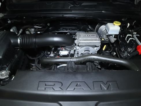 Used 2023 RAM 1500 Big Horn AWD/4WD image 36