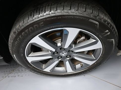 Certified 2024 Honda Pilot Elite image 13