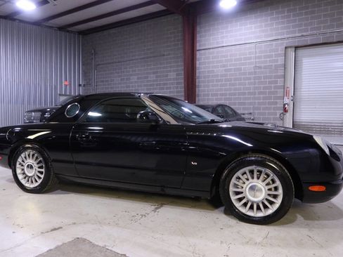 Used 2004 Ford Thunderbird Deluxe image 7