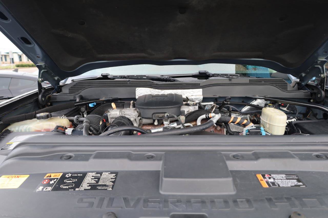 Used 2016 Chevrolet Silverado 2500 High Country w/ Duramax Plus Package AWD/4WD image 17