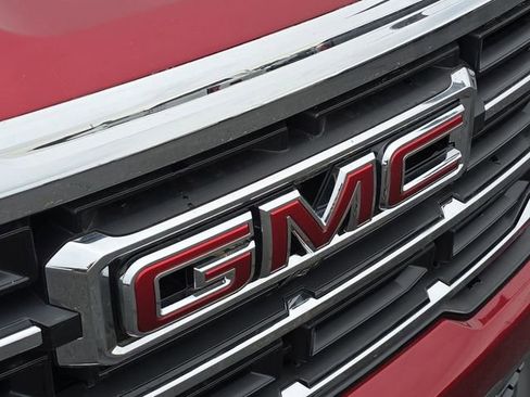 New 2025 GMC Acadia Elevation image 31