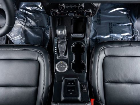 Used 2026 Ford Bronco Outer Banks image 27