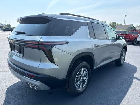 New 2026 Chevrolet Traverse LT AWD/4WD image 5
