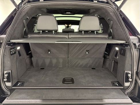 Certified 2023 BMW X7 xDrive40i w/ M Sport Package image 29