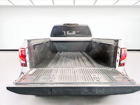 Used 2024 Nissan Titan PRO-4X w/ Pro-4x Utility Package AWD/4WD image 19