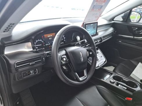 Used 2022 Lincoln Corsair FWD image 7