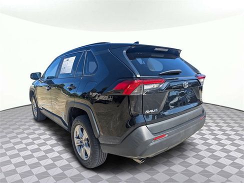 Used 2023 Toyota RAV4 XLE image 6