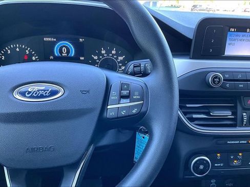 Used 2022 Ford Escape S AWD/4WD image 12