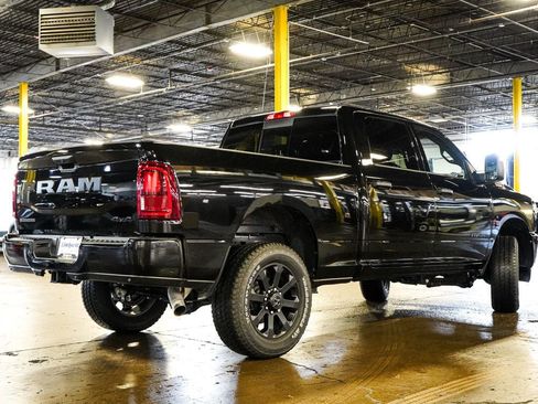 New 2026 RAM 2500 Big Horn AWD/4WD image 7
