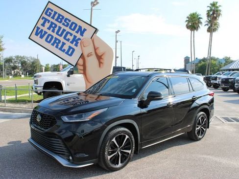 Used 2022 Toyota Highlander XSE AWD/4WD image 1