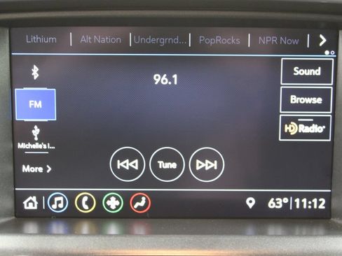Used 2020 GMC Canyon SLE w/ Driver Alert Package AWD/4WD image 19