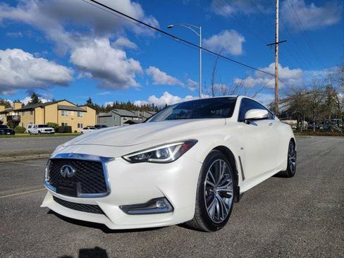 Used 2017 INFINITI Q60 3.0t w/ Premium Plus Package 3.0T image 10