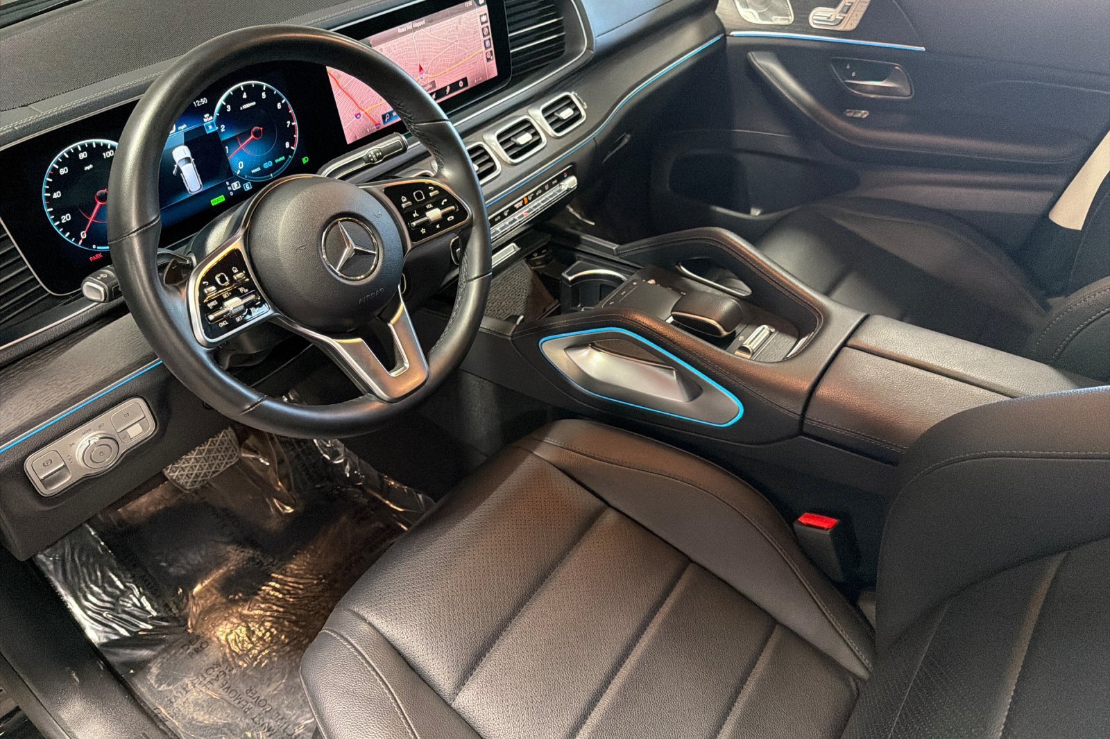 Used 2023 Mercedes-Benz GLS 450 4MATIC image 9