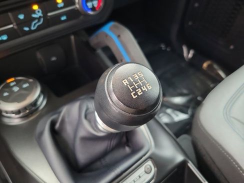 Used 2023 Ford Bronco Black Diamond image 33