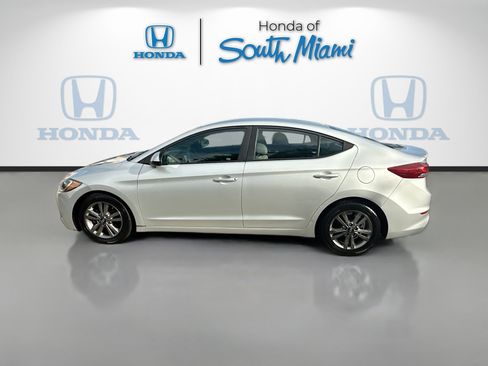 Used 2018 Hyundai Elantra SEL w/ Cargo Package image 4