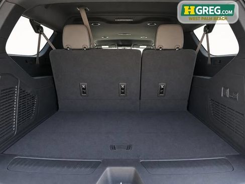 Used 2025 GMC Yukon XL Elevation RWD image 16