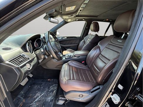 Used 2016 Mercedes-Benz GLE 63 AMG 4MATIC image 2