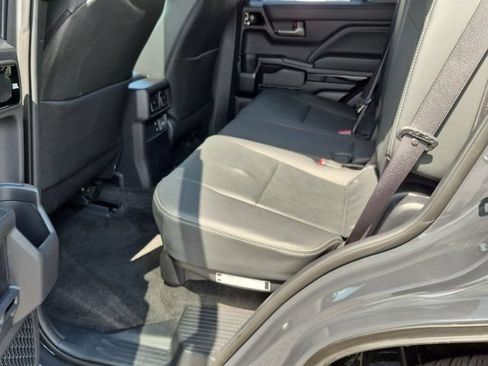 Certified 2025 Toyota 4Runner Limited AWD/4WD image 17