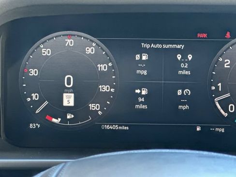 Used 2023 Land Rover Defender 110 V8 AWD/4WD image 27