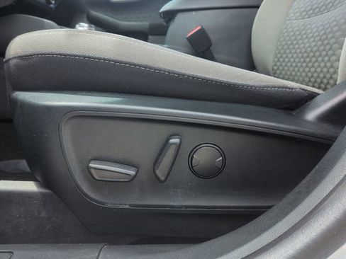 Used 2020 Ford Escape SE AWD/4WD image 23
