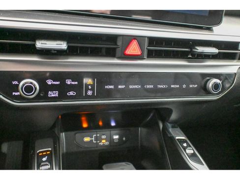 New 2026 Kia Sorento S image 24