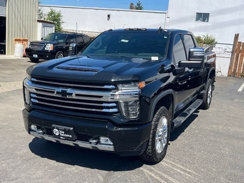 Used 2020 Chevrolet Silverado 3500 High Country w/ Z71 Off-Road Package AWD/4WD image 3