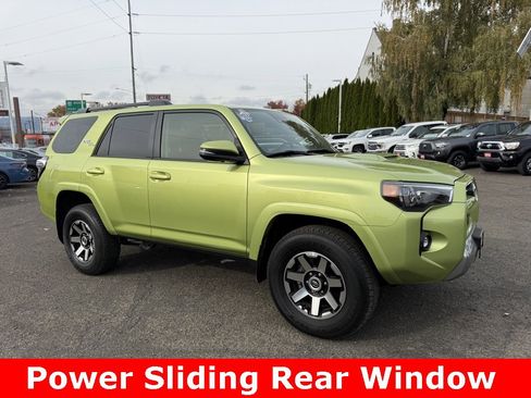 Used 2023 Toyota 4Runner TRD Off-Road Premium image 3