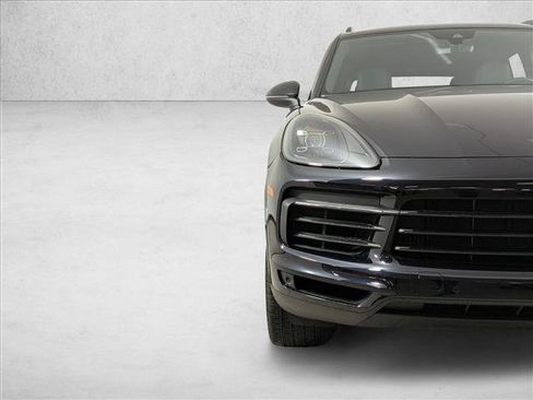 Used 2019 Porsche Cayenne image 12