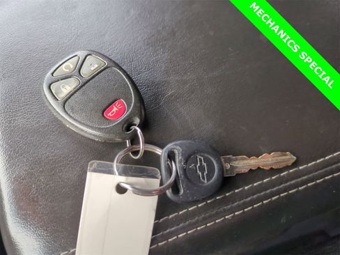 Used 2015 Chevrolet Traverse LT image 42