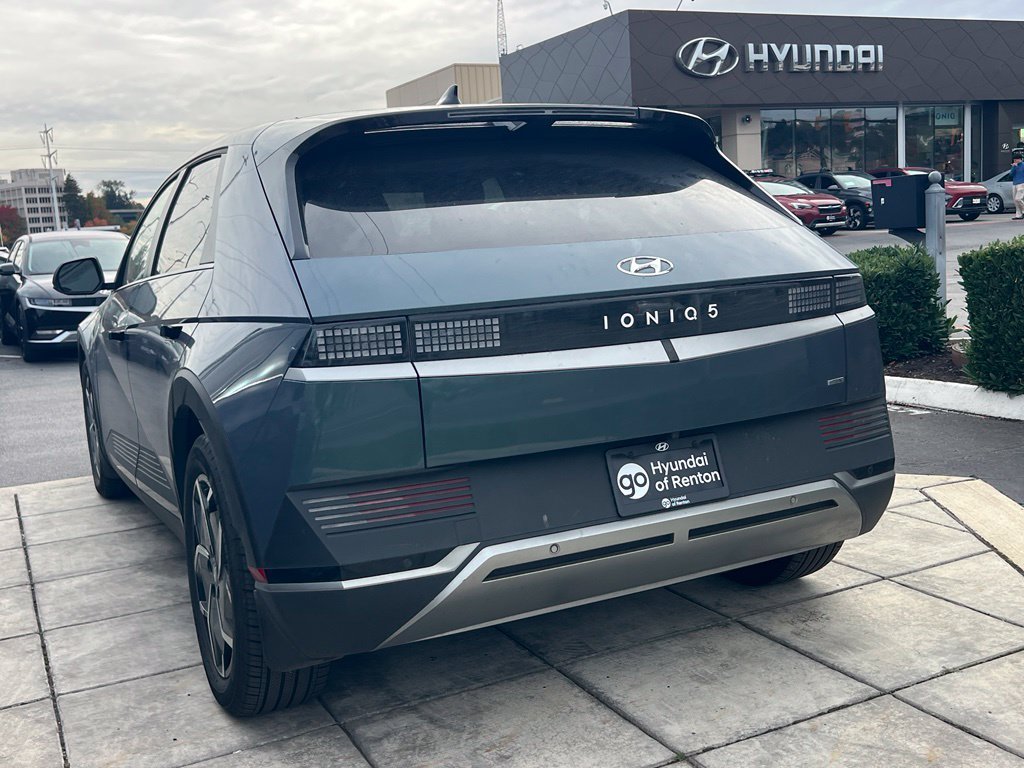 Certified 2024 Hyundai Ioniq 5 SE AWD/4WD image 7