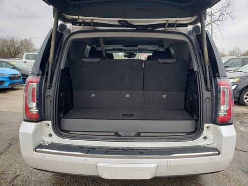 Used 2016 GMC Yukon Denali w/ Open Road Package image 8