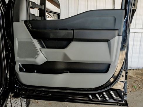 Used 2023 Ford F350 XL w/ XL Chrome Package image 46