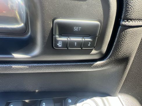 Used 2022 Chevrolet Silverado 2500 LTZ w/ LTZ Plus Package AWD/4WD image 14