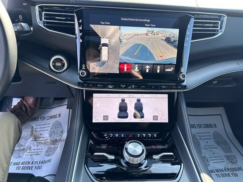 New 2026 Jeep Grand Wagoneer Summit AWD/4WD image 16