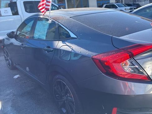 Certified 2019 Honda Civic Sport image 9