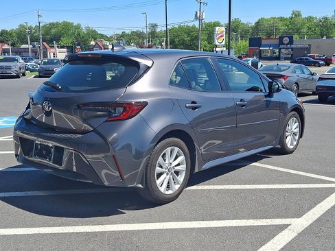 Used 2023 Toyota Corolla SE FWD image 6