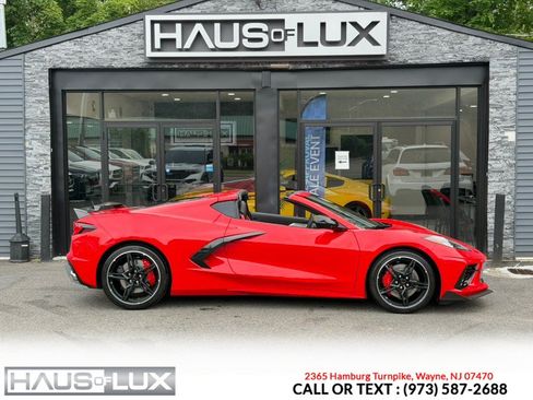 Used 2020 Chevrolet Corvette Stingray Premium Cpe w/ 3LT Preferred Equipment Group RWD image 21
