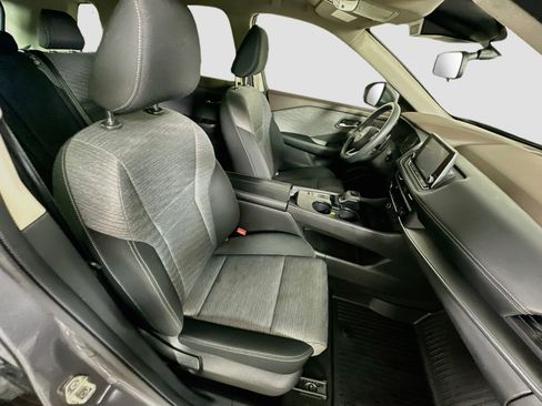 Used 2023 Nissan Rogue SV FWD image 29