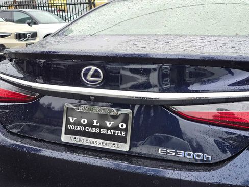 Used 2019 Lexus ES 300h image 15